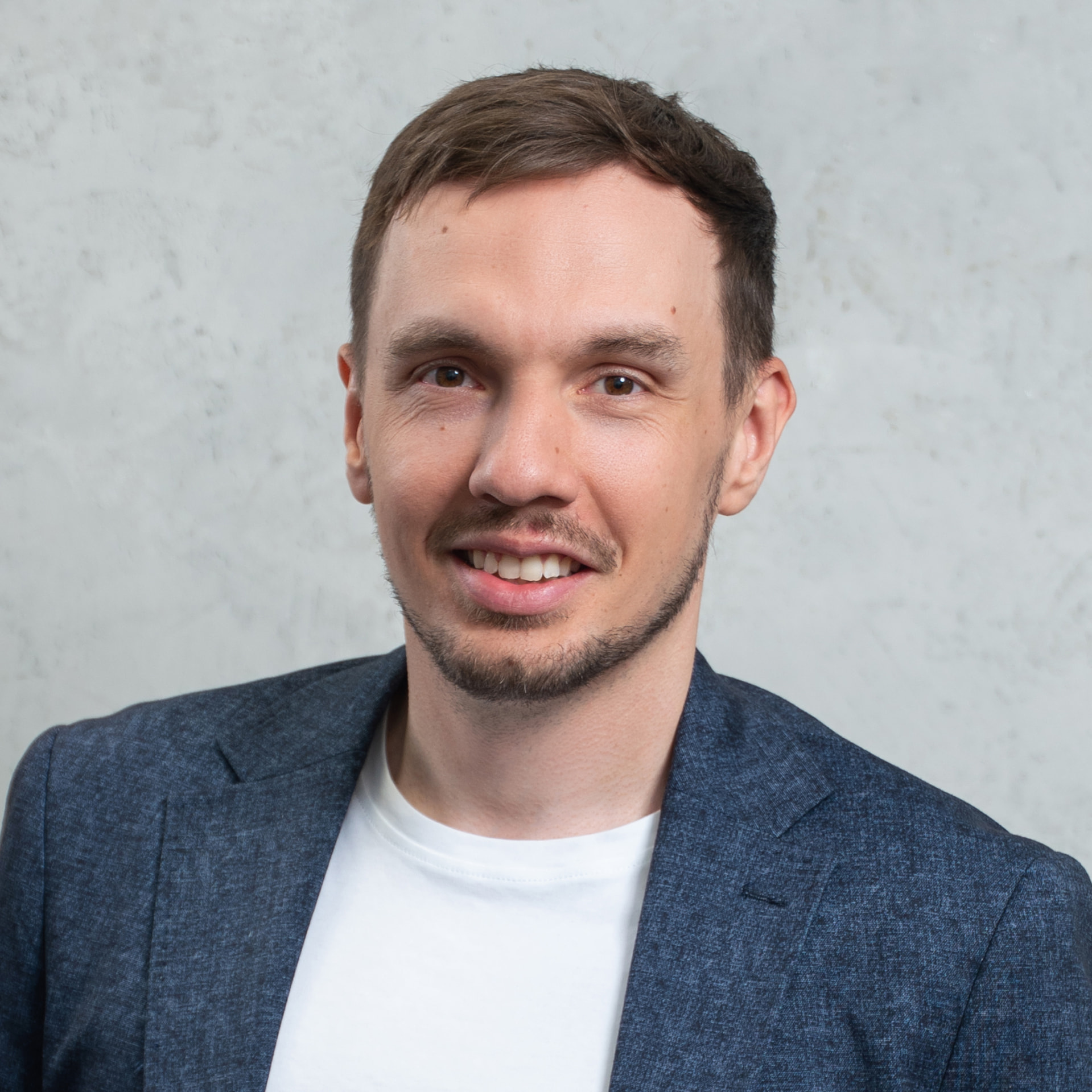 Tomasz — Proces, sprzedaż, operacje i kontakt z klientem